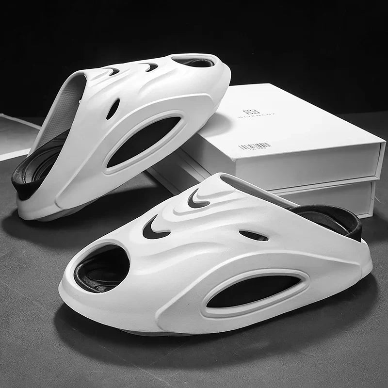 Illuziano Slippers