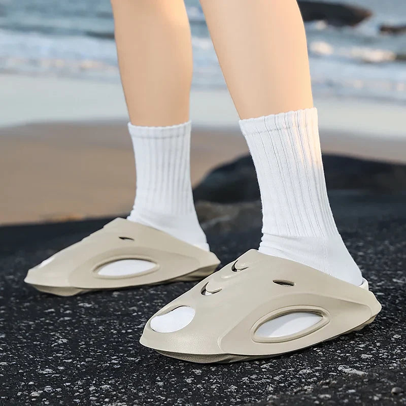 Illuziano Slippers