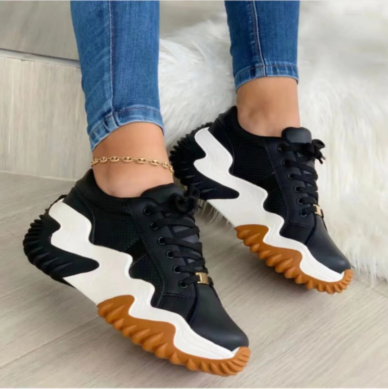 Sandra Wave Shoes