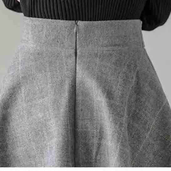 Vivace Line Skirt