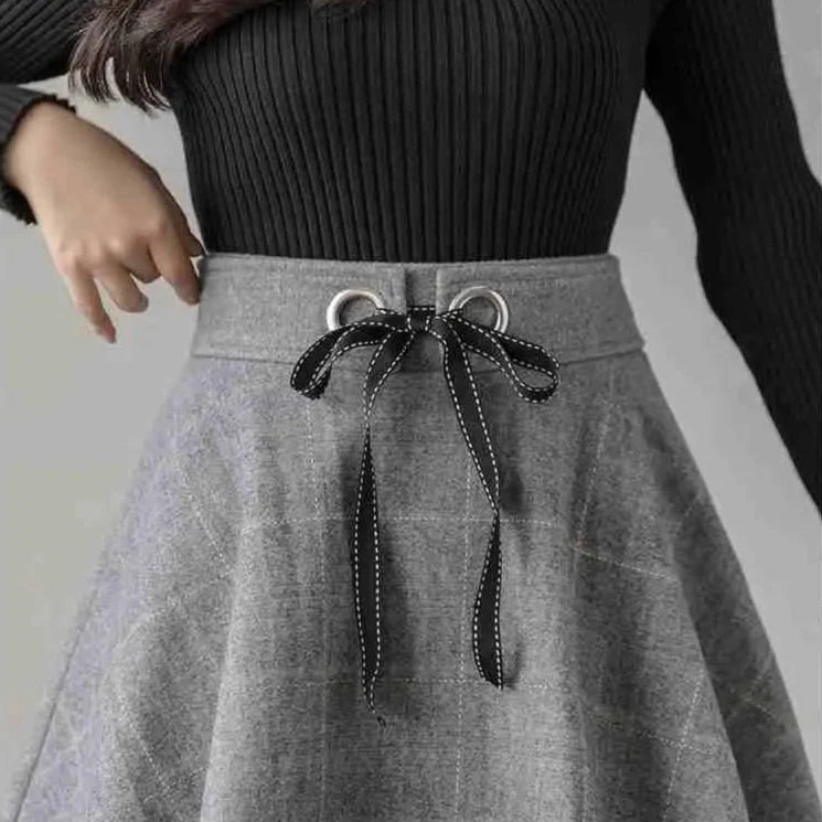 Vivace Line Skirt