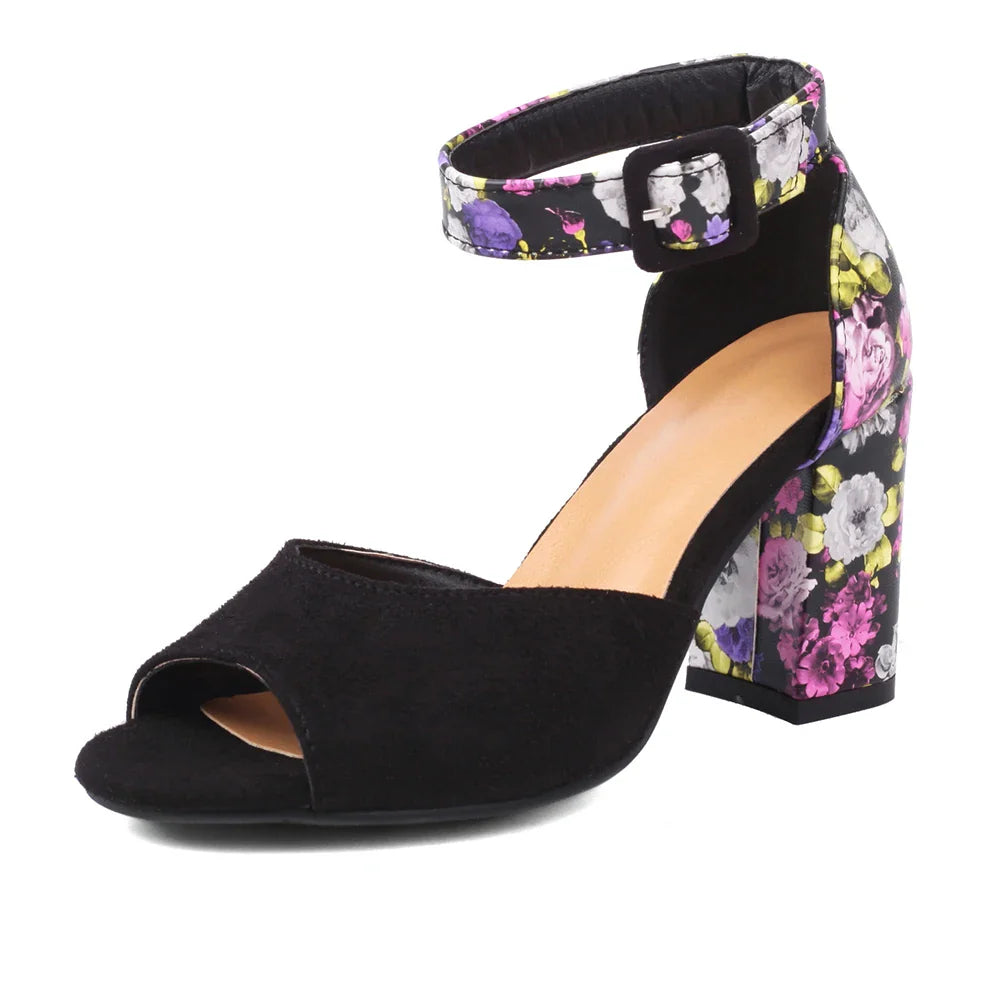 Cindy Fiora Sandals