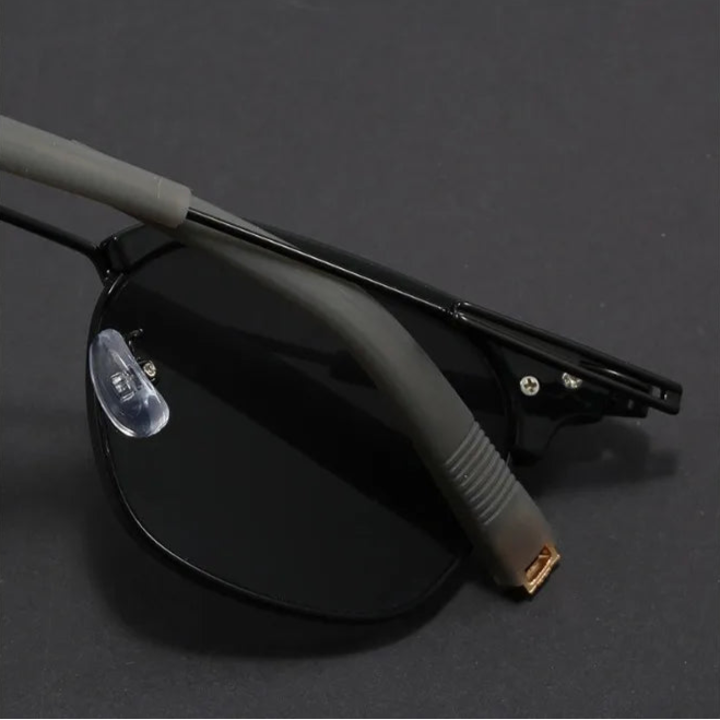 Decato Retro Glasses