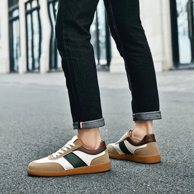 Attilion Sneakers
